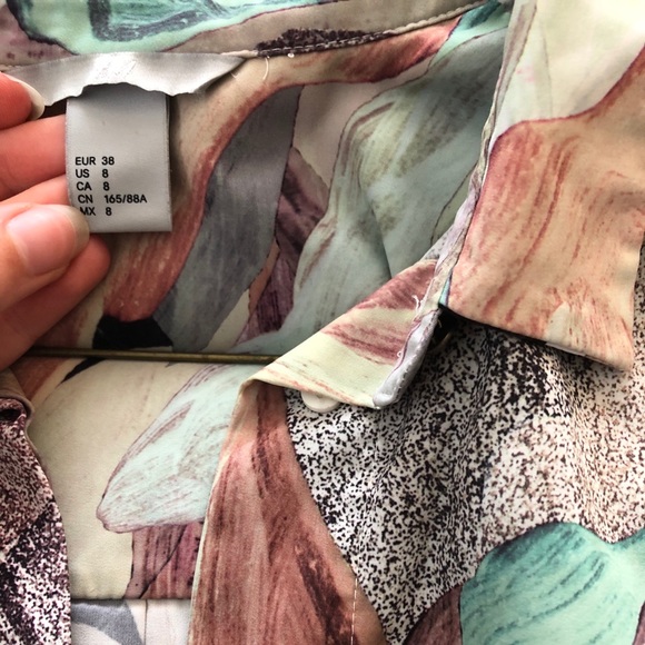 H&M Polyester Blouse - Picture 3 of 4